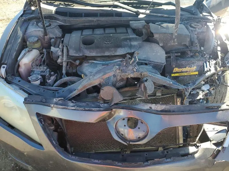 2011 TOYOTA CAMRY LE  