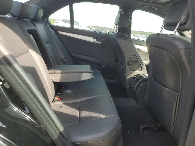 2010 MERCEDES-BENZ C 300  