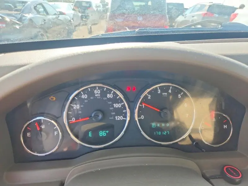 2010 JEEP LIBERTY SPORT  