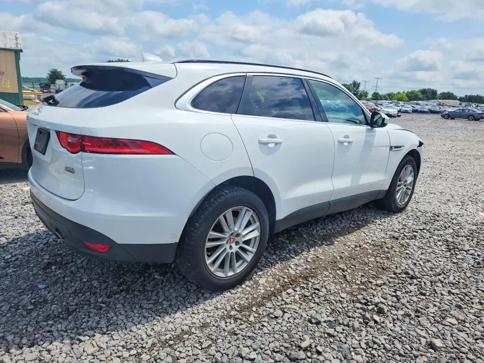 2019 JAGUAR F-PACE PRESTIGE  