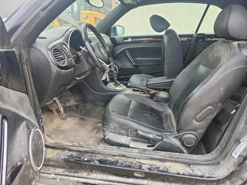 2015 VOLKSWAGEN BEETLE 1.8T  