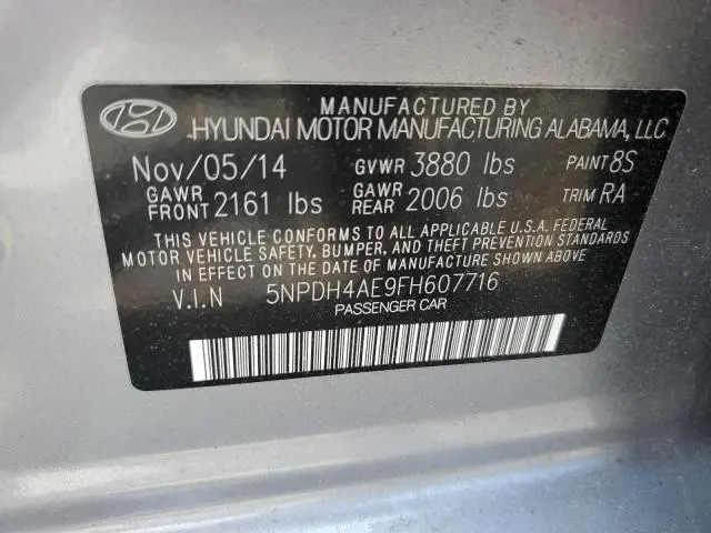 2015 HYUNDAI ELANTRA SE  