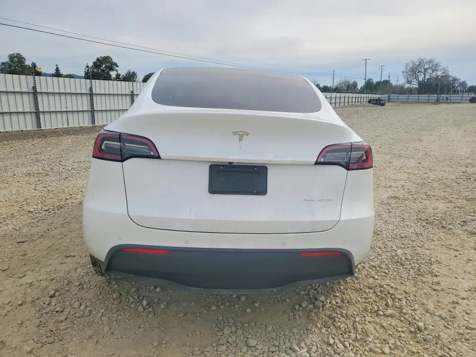 2022 TESLA MODEL Y   