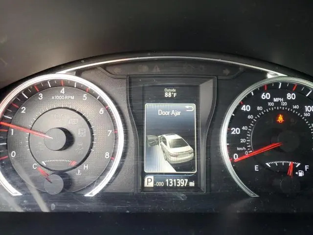 2015 TOYOTA CAMRY LE  