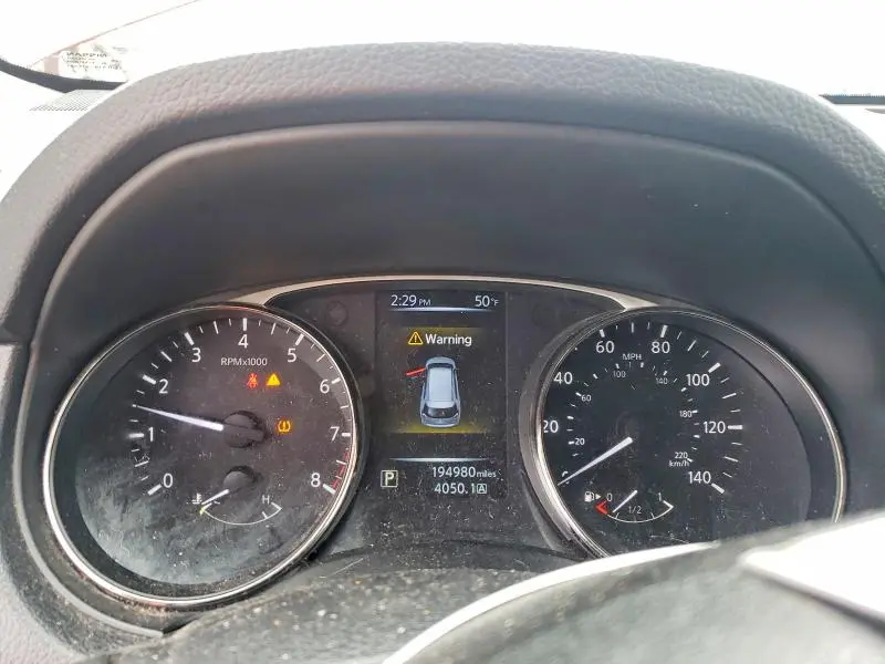 2015 NISSAN ROGUE S  