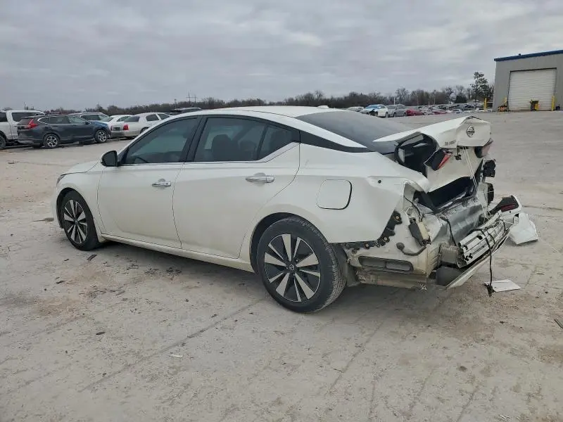 2020 NISSAN ALTIMA SV  