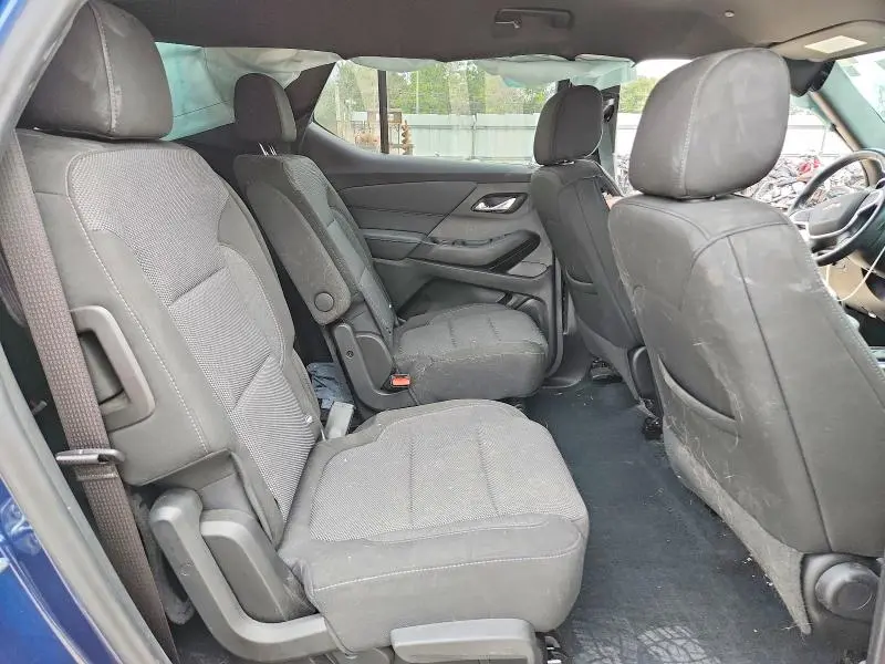 2022 CHEVROLET TRAVERSE LT  