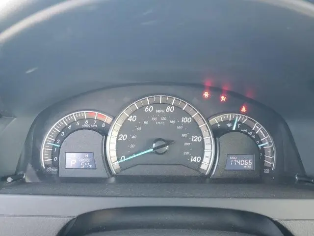 2012 TOYOTA CAMRY BASE  