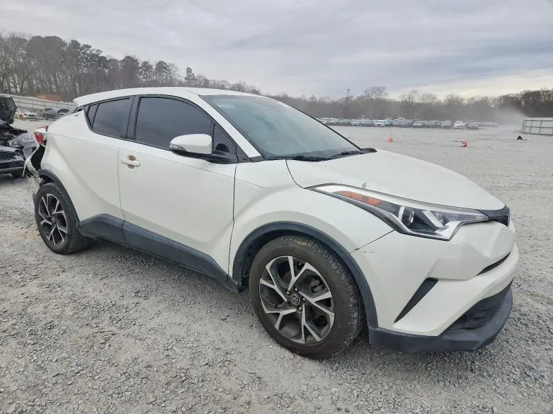 2018 TOYOTA C-HR XLE  