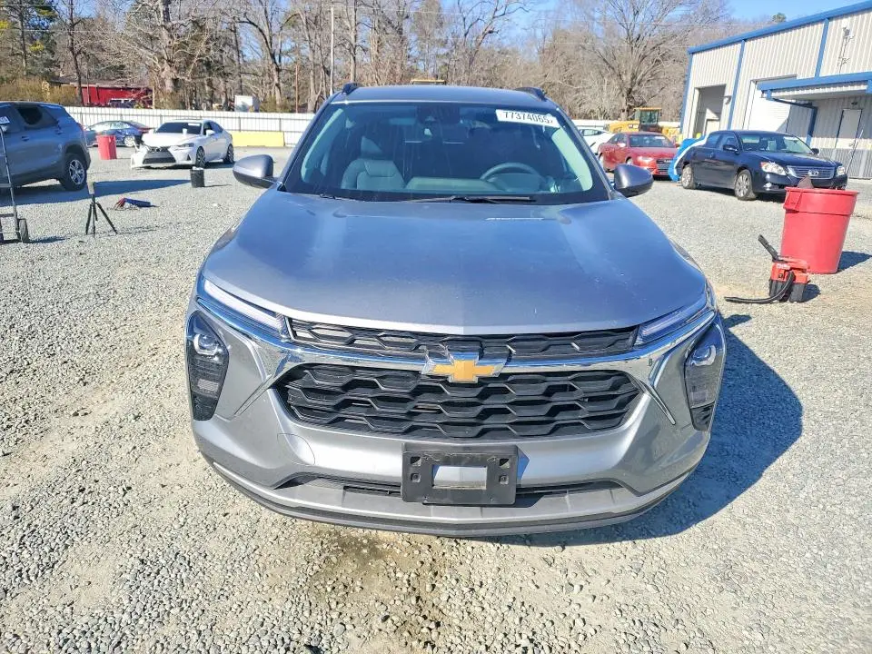 2025 CHEVROLET TRAX 1LT  