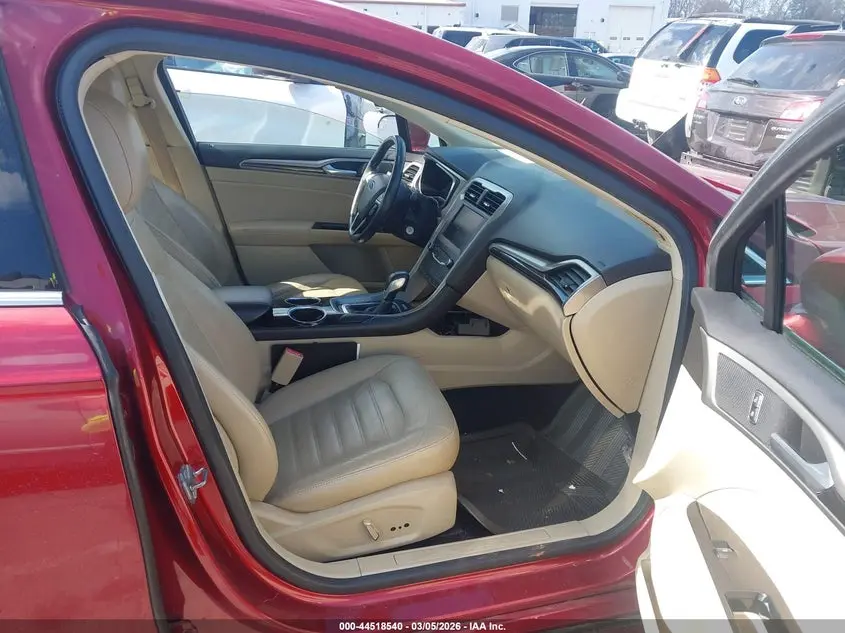 2013 FORD FUSION SE
