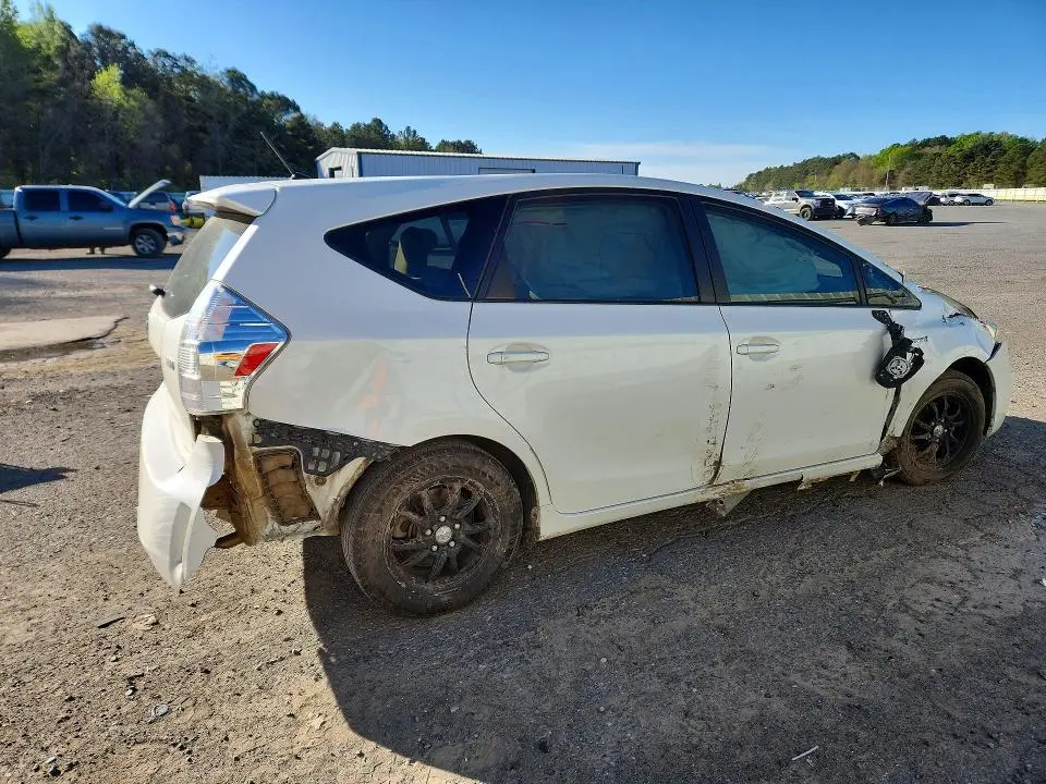 2013 TOYOTA PRIUS V TWO  