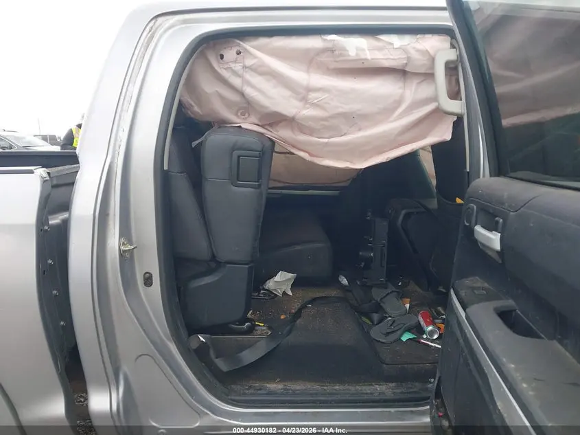 2016 TOYOTA TUNDRA SR5 5.7L V8