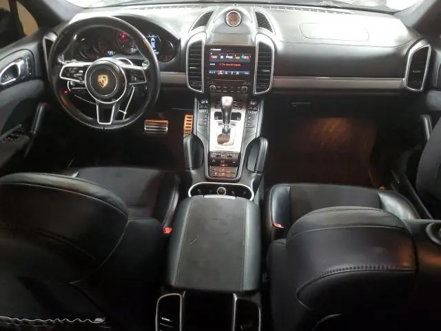 2017 PORSCHE CAYENNE GTS  