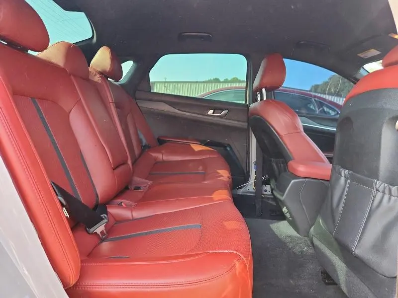 2023 KIA K5 GT LINE  
