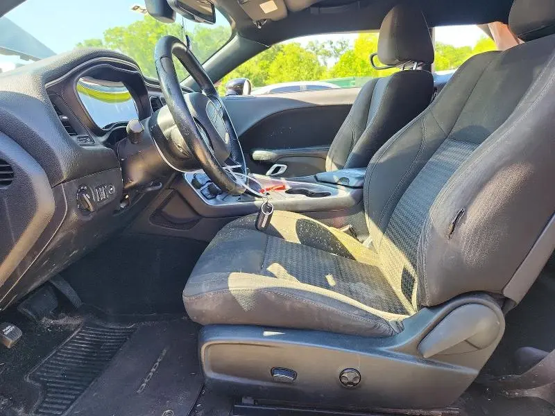 2015 DODGE CHALLENGER SXT  