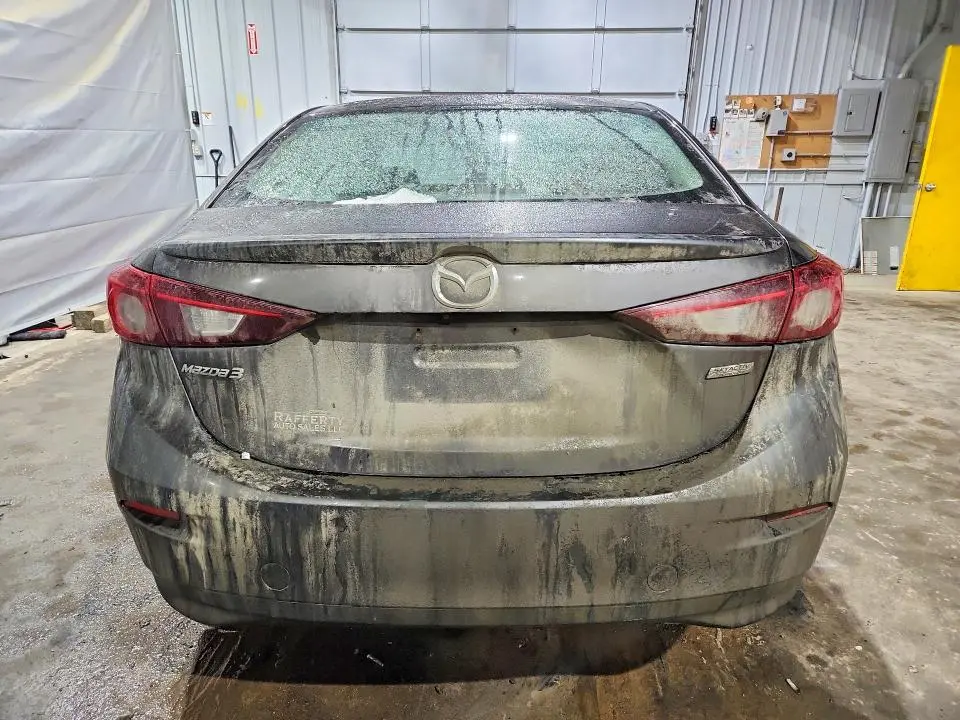 2018 MAZDA 3 TOURING  