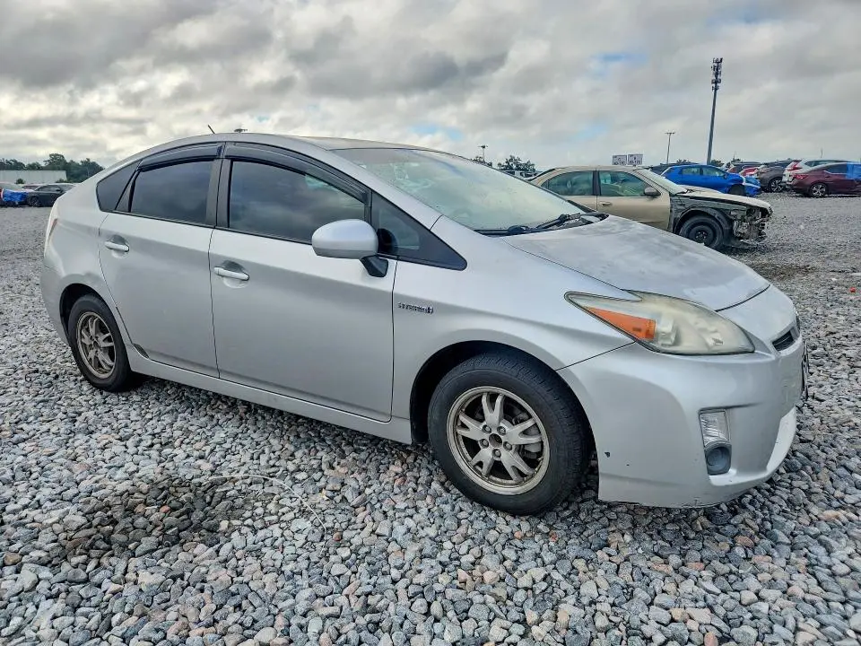 2011 TOYOTA PRIUS TWO  