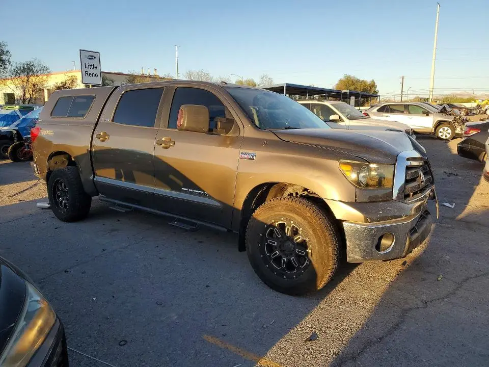 2011 TOYOTA TUNDRA CREWMAX SR5  