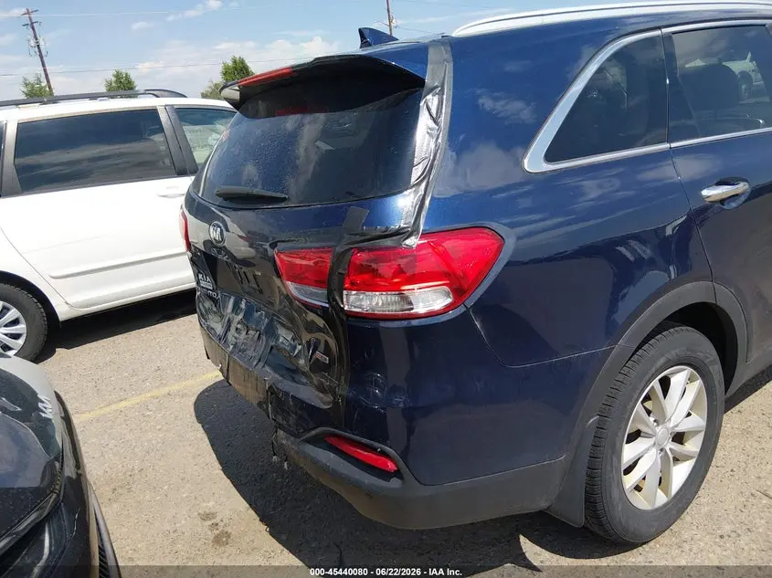 2017 KIA SORENTO 2.4L LX
