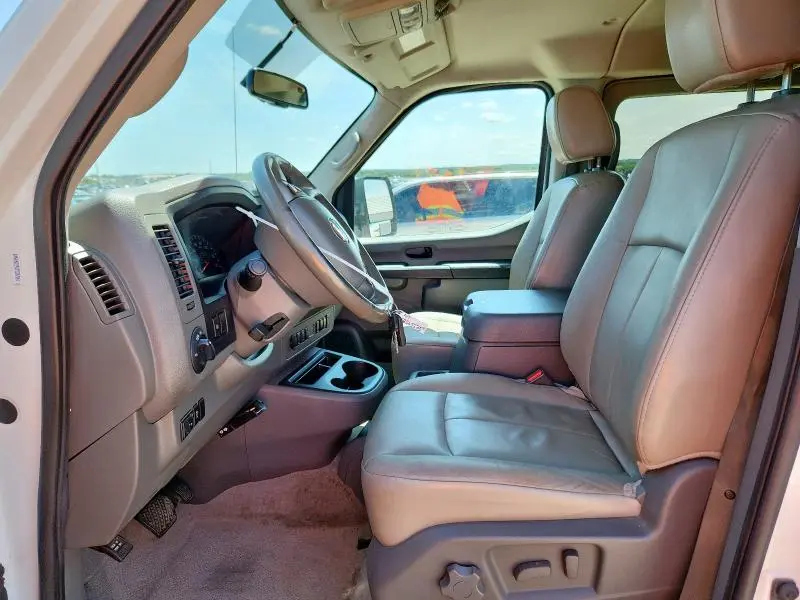 2016 NISSAN NV 3500 S