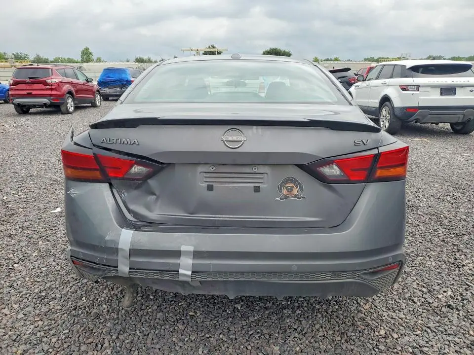 2024 NISSAN ALTIMA SV  