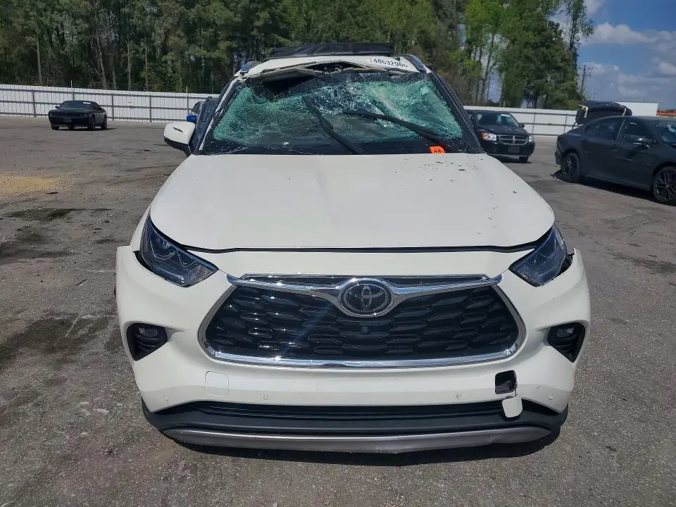 2021 TOYOTA HIGHLANDER PLATINUM  