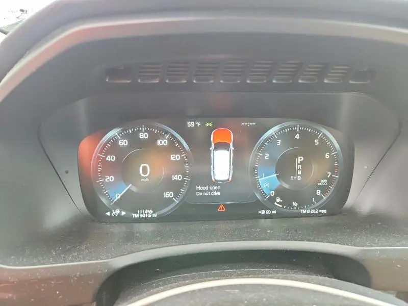 2016 VOLVO XC90 T6  