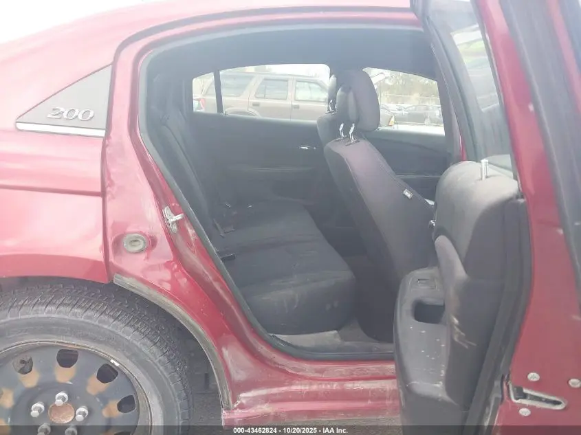 2014 CHRYSLER 200 LX