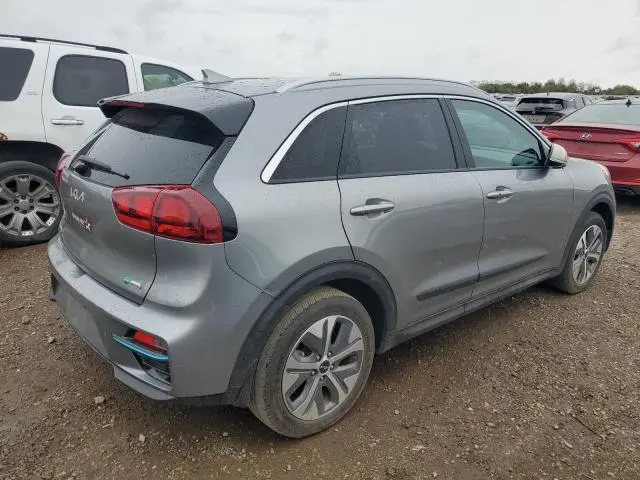 2022 KIA NIRO S  
