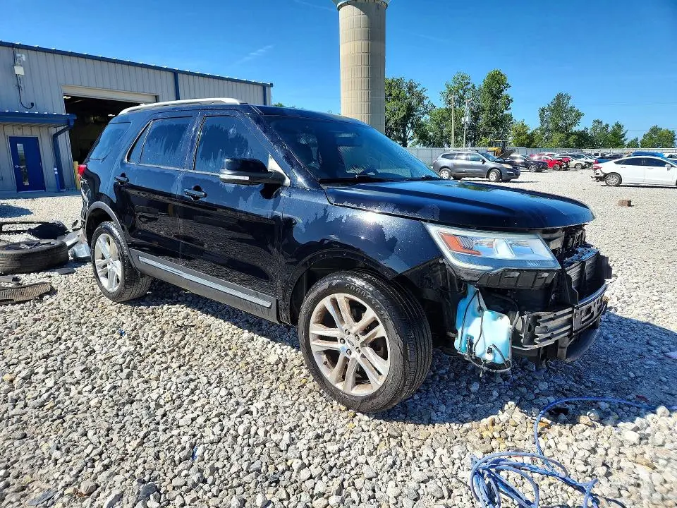 2016 FORD EXPLORER XLT  