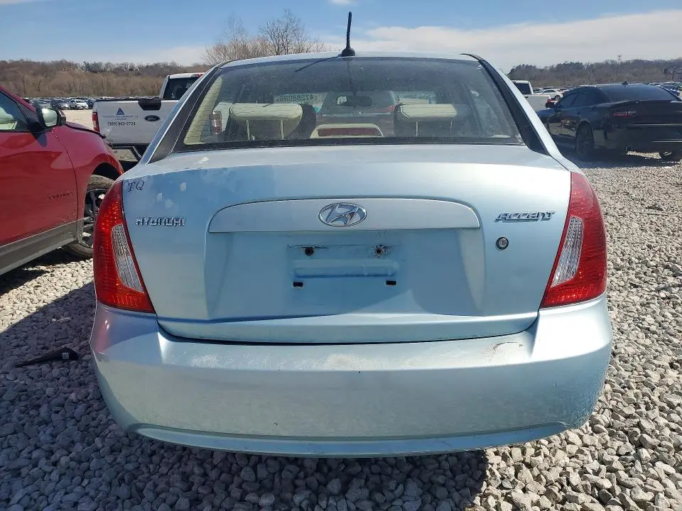2010 HYUNDAI ACCENT GLS  