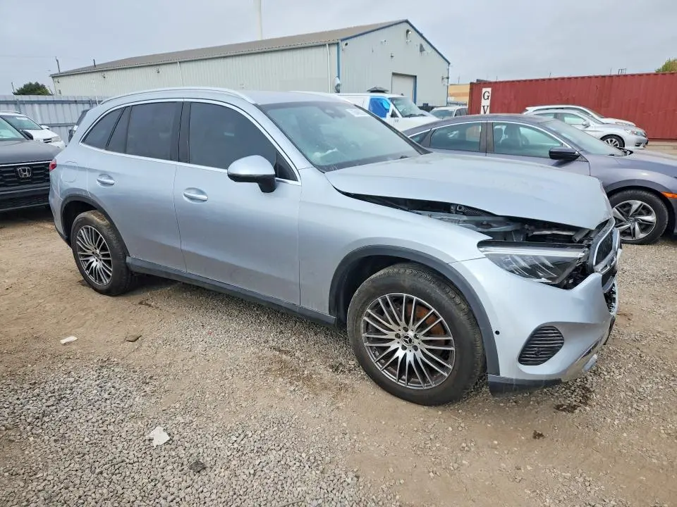 2026 MERCEDES-BENZ GLC 300 4MATIC  