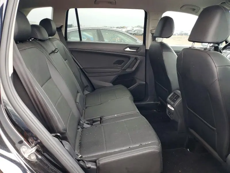 2019 VOLKSWAGEN TIGUAN SE  
