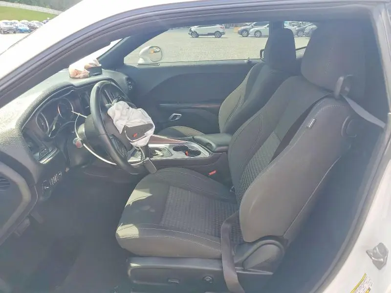 2019 DODGE CHALLENGER SXT  
