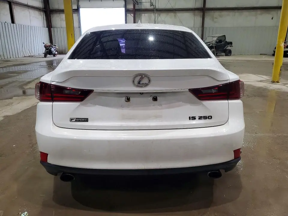 2015 LEXUS IS 250 CRAFTED LINE  