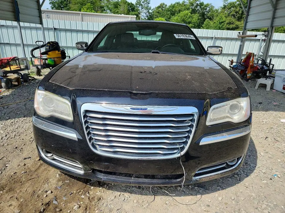 2013 CHRYSLER 300C   