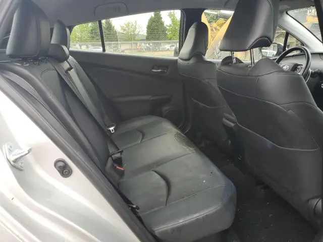 2017 TOYOTA PRIUS   