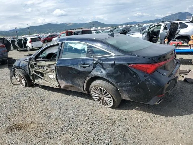 2019 TOYOTA AVALON XLE  
