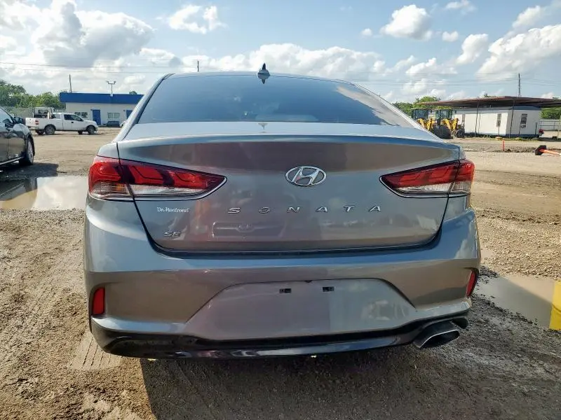 2018 HYUNDAI SONATA SE  