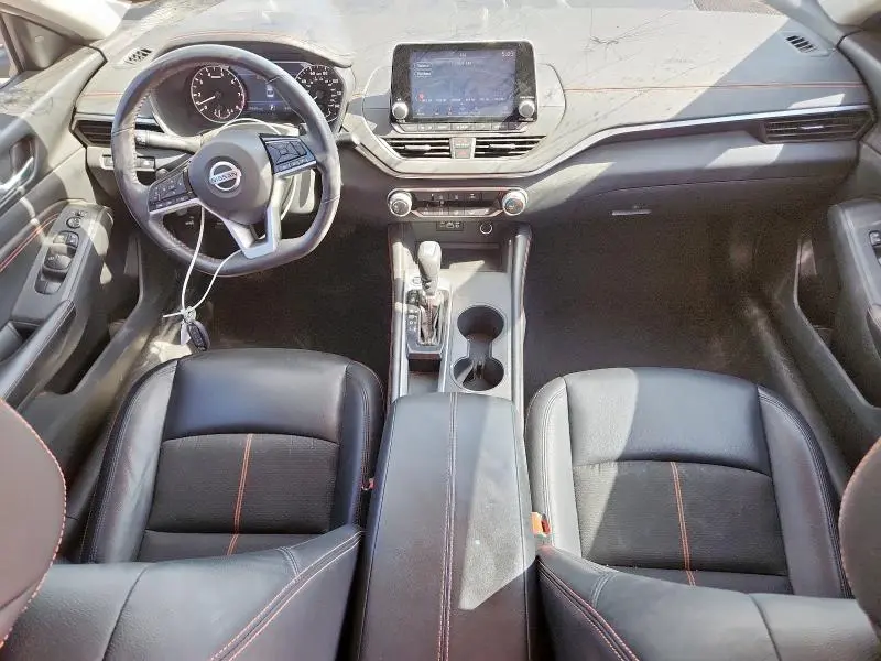 2021 NISSAN ALTIMA SR  