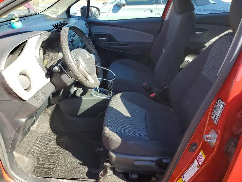 2016 TOYOTA YARIS 5-DOOR LE  