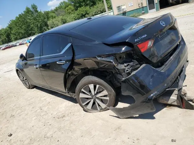 2022 NISSAN ALTIMA SV  