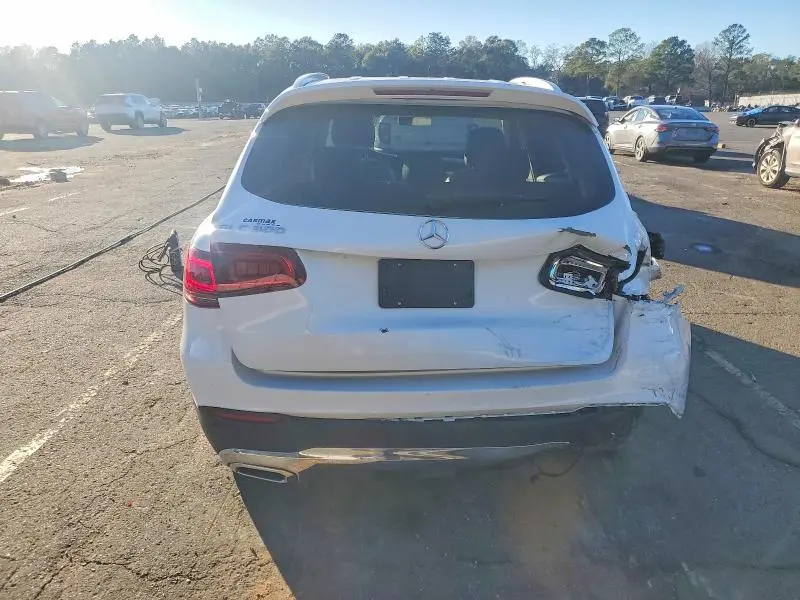 2020 MERCEDES-BENZ GLC 300  