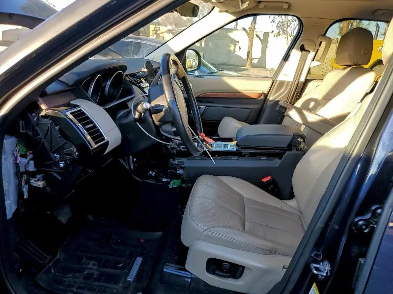 2017 LAND ROVER DISCOVERY HSE  