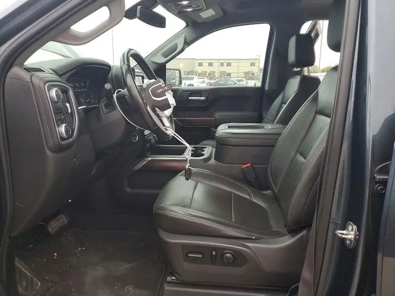 2020 GMC SIERRA SLT  