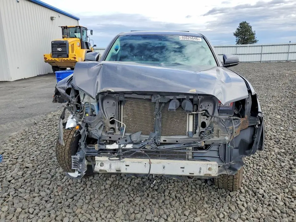2016 TOYOTA TACOMA SR5 V6  