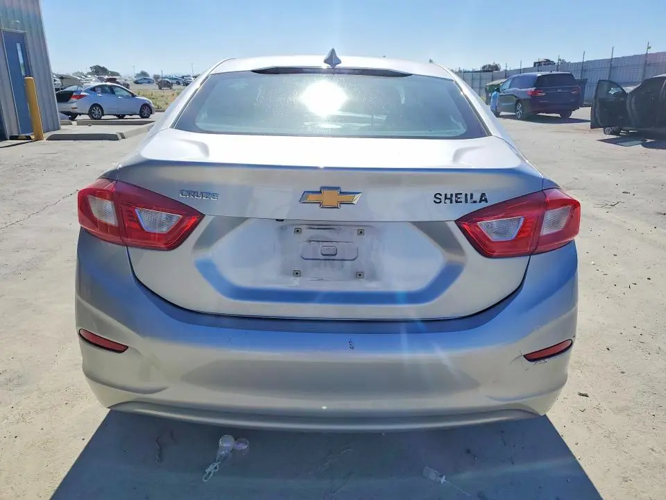 2016 CHEVROLET CRUZE LT  