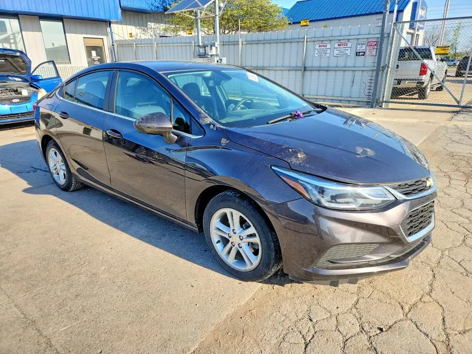 2016 CHEVROLET CRUZE LT  