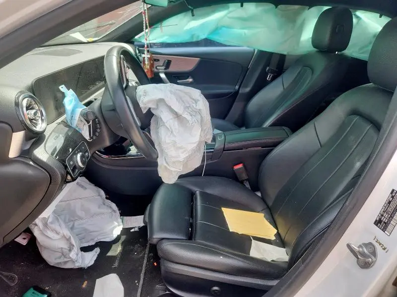 2020 MERCEDES-BENZ A 220  